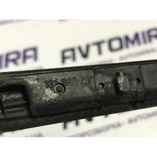 Уплотнитель стекла двери задней левой наружный Opel Corsa D HB 5дв. 2006-2014 13188940